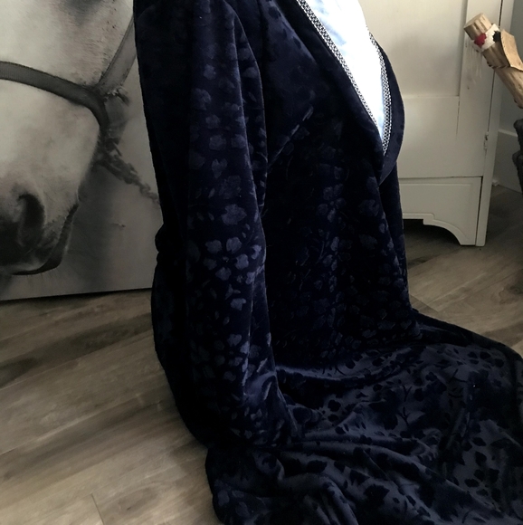 Vintage Vanity Fair Royal Blue Velvet Robe Size XL - Picture 5 of 5
